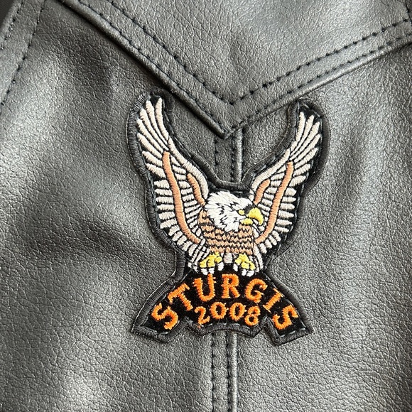 Harley-Davidson Black Vest with Iconic Patches - Picture 3 of 10